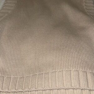 Tan sleeveless cropped Sweater
